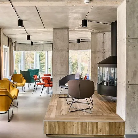 Biala Perla - Czarna Gora Resort, Sun & Snow Apart Otel Sienna (Klodzko)