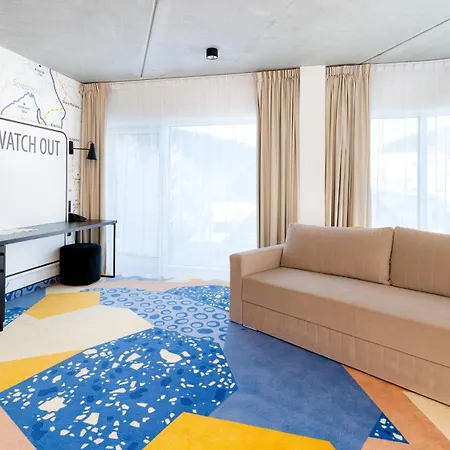 Apart Otel Biala Perla - Czarna Gora Resort, Sun & Snow Sienna (Klodzko)