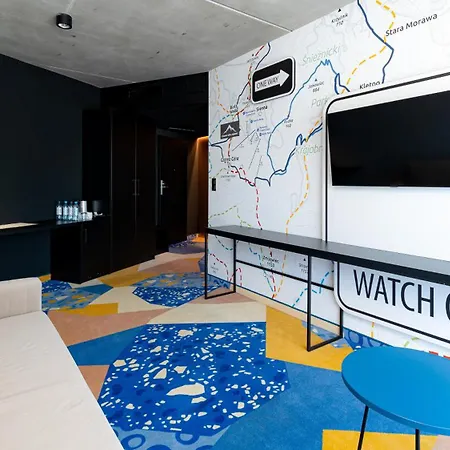 Apart Otel Biala Perla - Czarna Gora Resort, Sun & Snow Sienna (Klodzko)