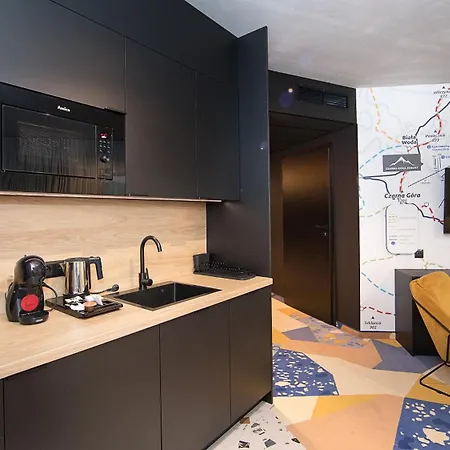 Biala Perla - Czarna Gora Resort, Sun & Snow Apart Otel 3*