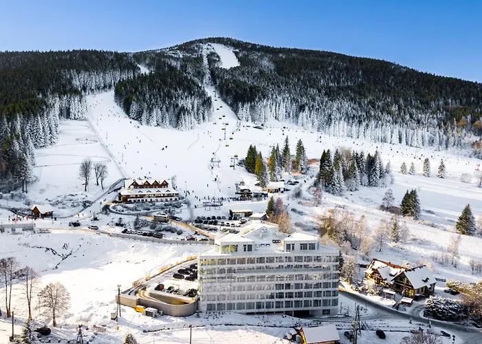 Biala Perla - Czarna Gora Resort, Sun & Snow アパートホテル 3*